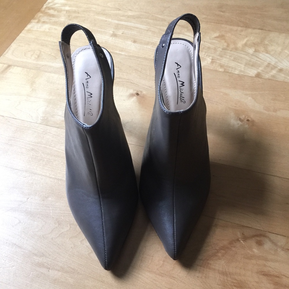 Pointed toe sling back - Picture 2 of 6